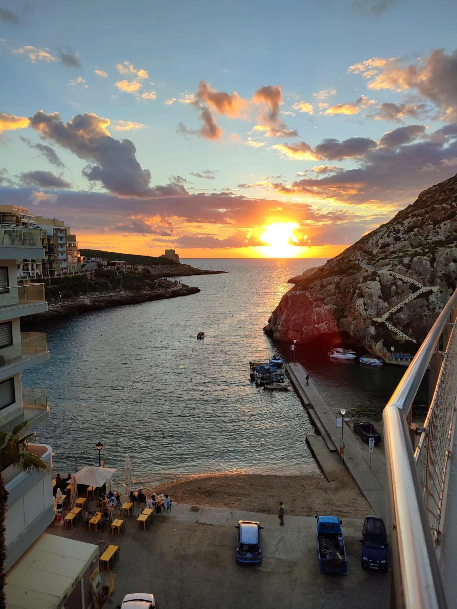 Xlendistays - Centrally Located Seafront Living Holiday Spaces In Xlendi Extérieur photo
