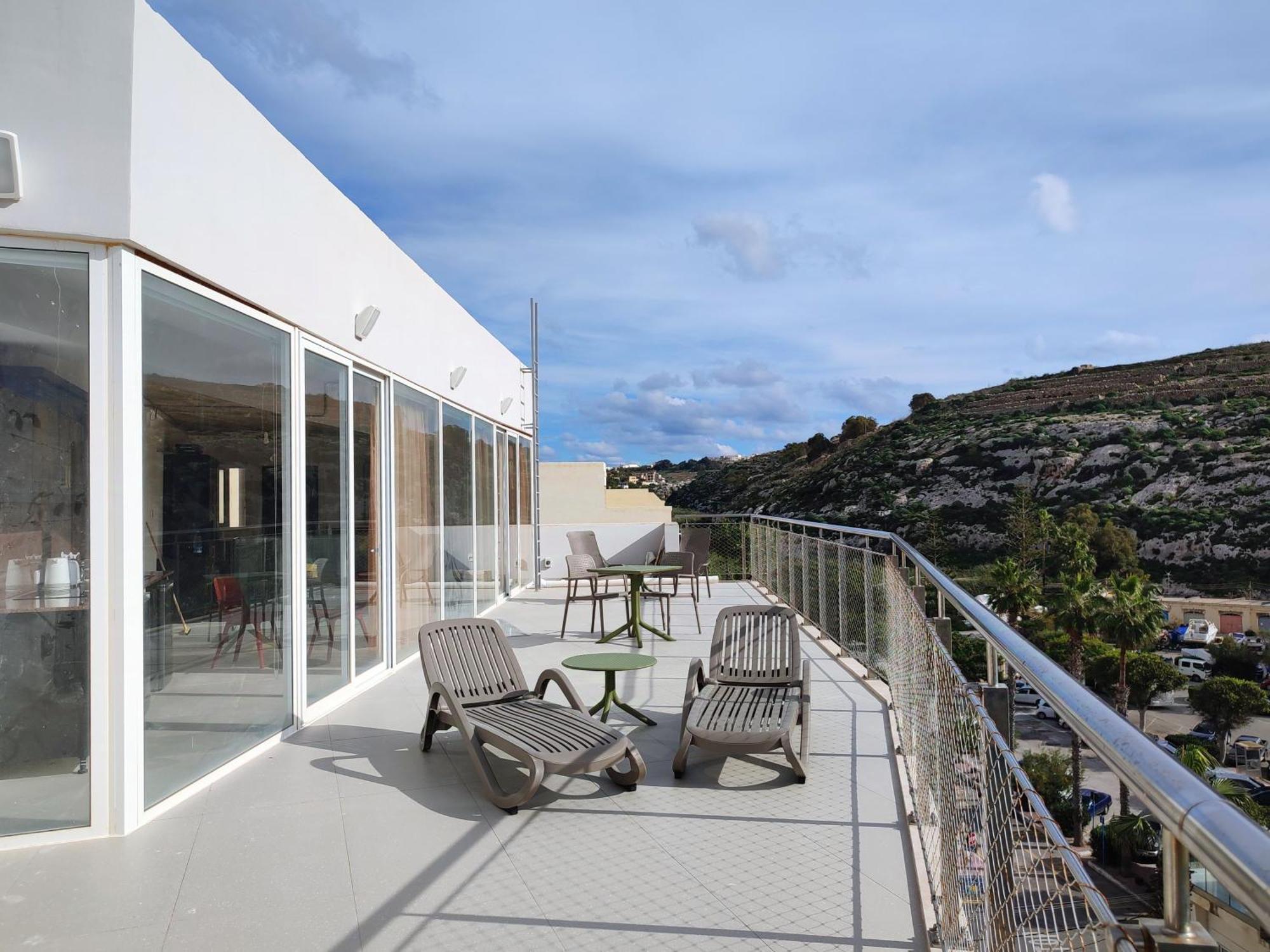 Xlendistays - Centrally Located Seafront Living Holiday Spaces In Xlendi Extérieur photo